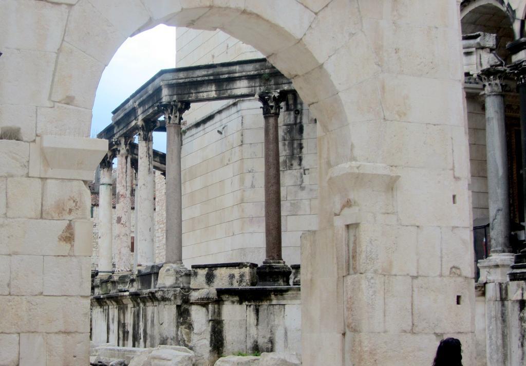 Turkish Tower Apartment Σπλιτ Εξωτερικό φωτογραφία